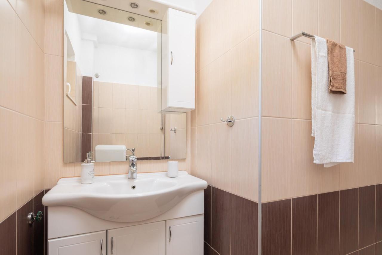 Apartment Beba Dugi Rat Εξωτερικό φωτογραφία