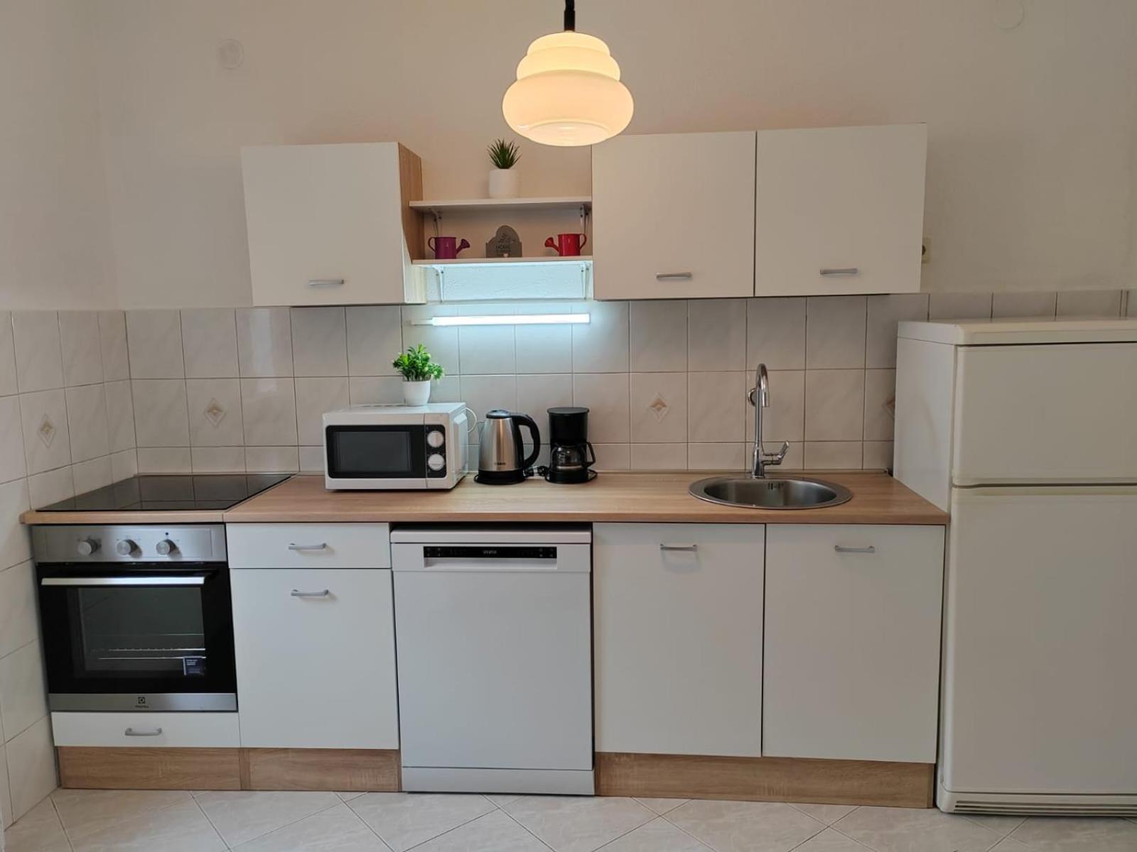 Apartment Beba Dugi Rat Εξωτερικό φωτογραφία